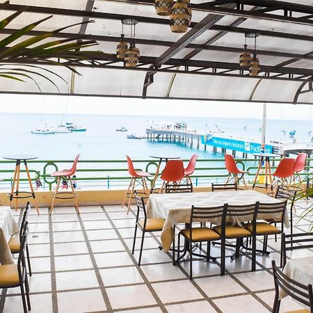 Blue Bay Hotel Salinas  Zewnętrze zdjęcie